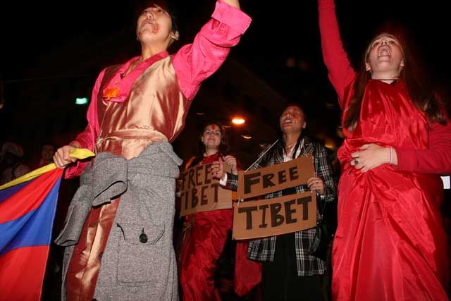 Free Tibet protesters...
